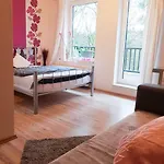 Feldmaus Hotel